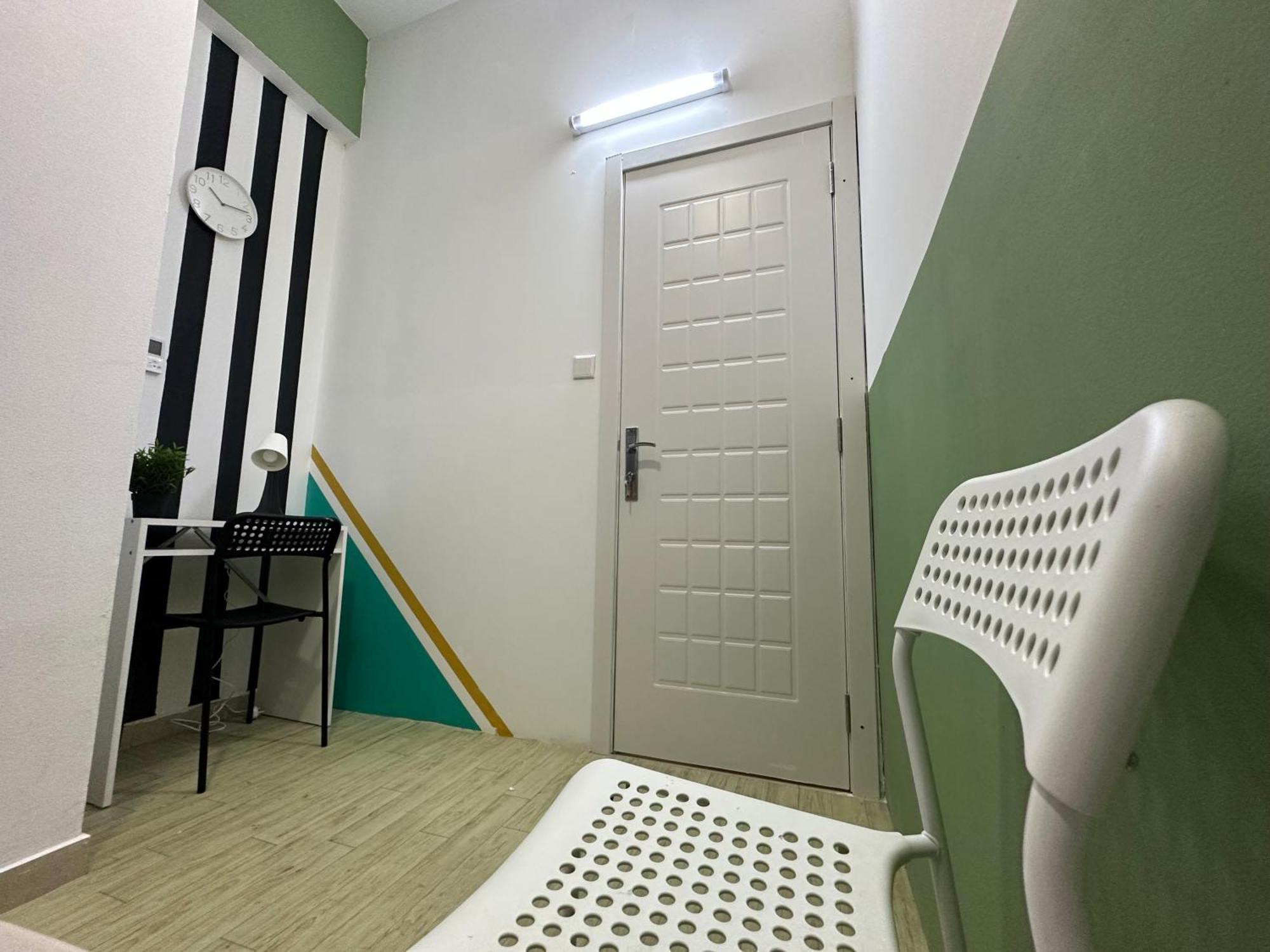Spacious Mini Partition Near Emirates Mall Homestay