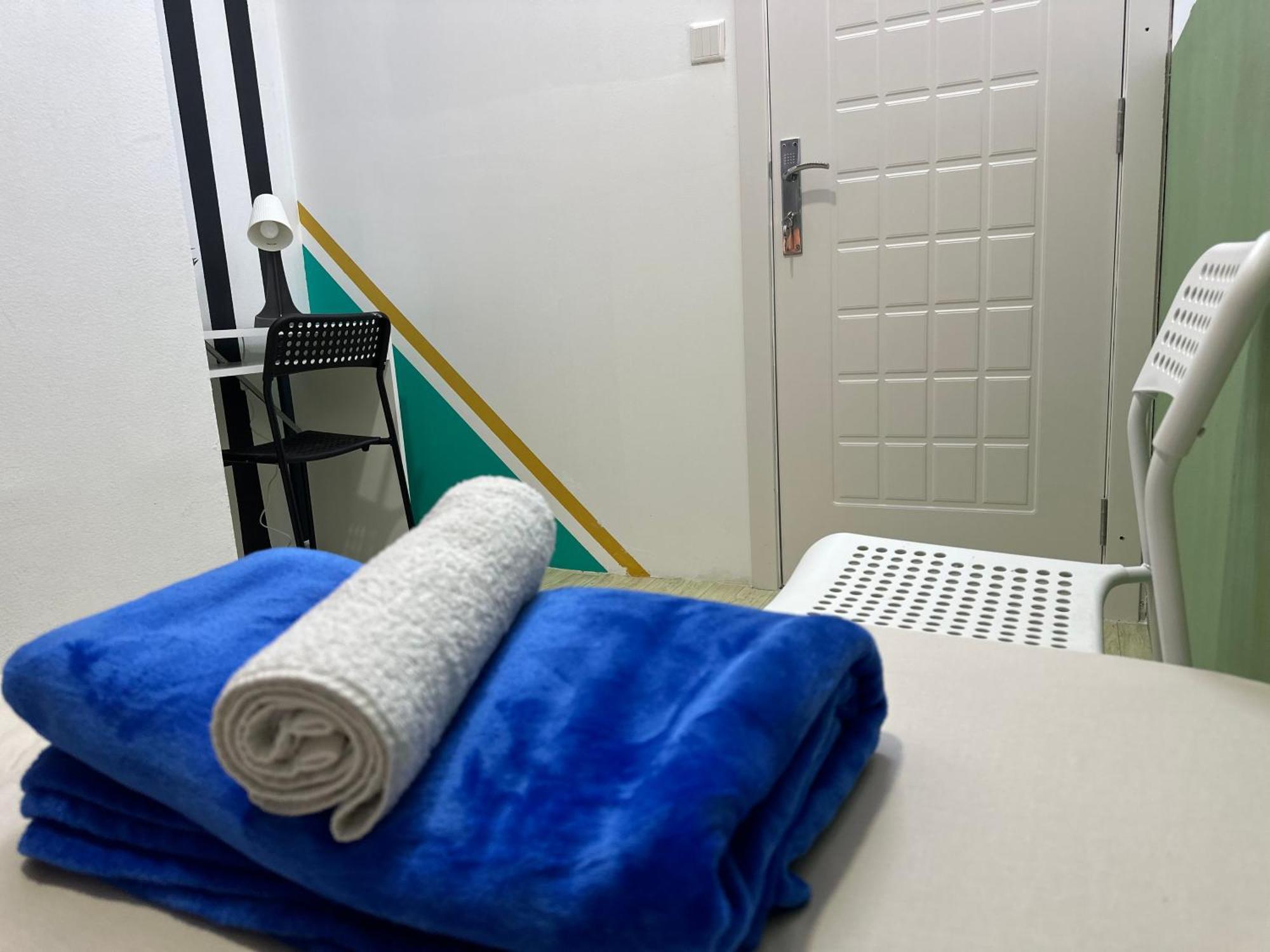Spacious Mini Partition Near Emirates Mall Homestay *