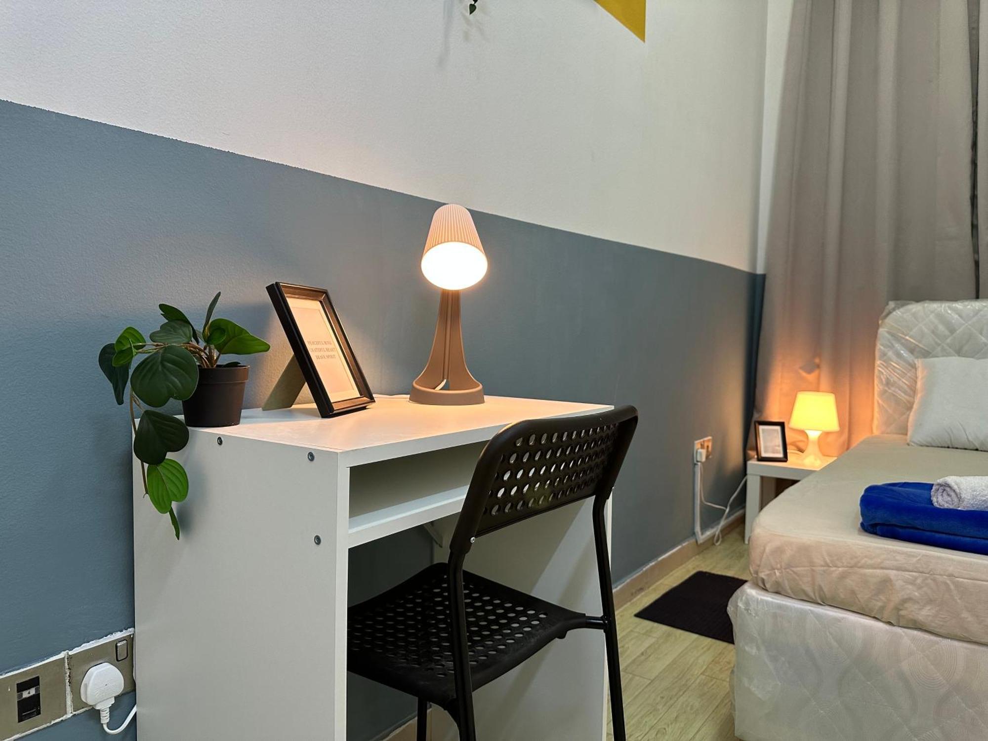 Spacious Mini Partition Near Emirates Mall Homestay